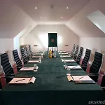 Marsh Farm Hotel 